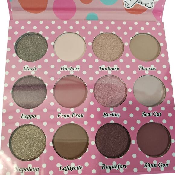The ARISOTOCATS‎ EYESHADOW PALLETE - Picture 2 of 3